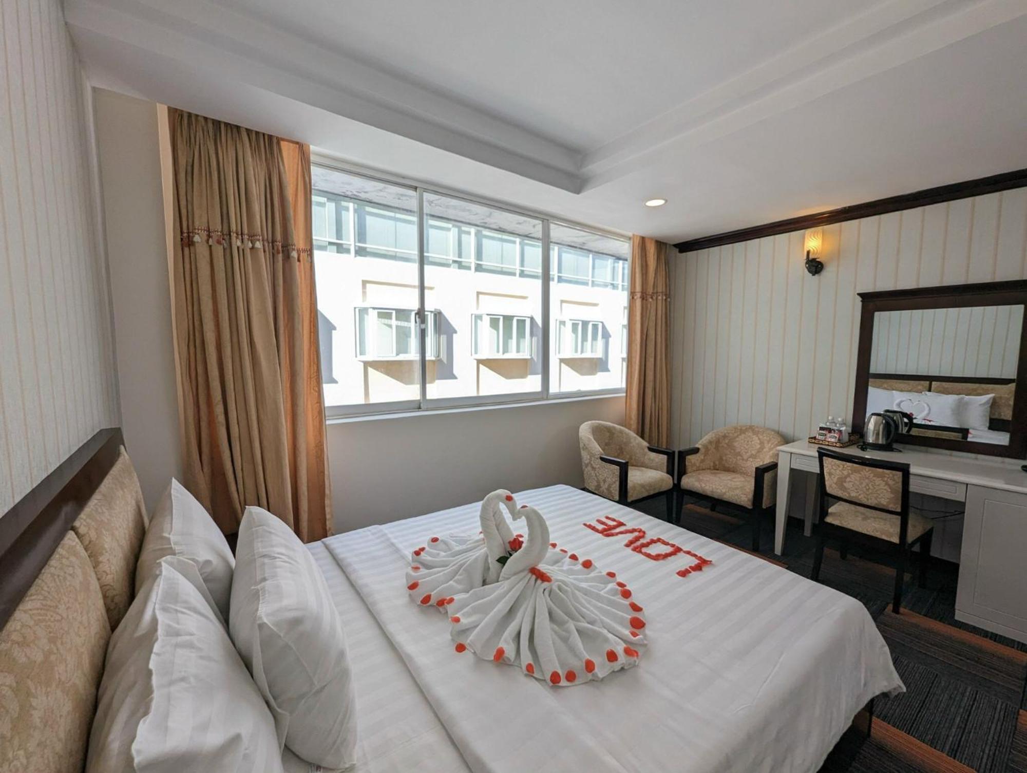 Dong Kinh Hotel Ho Şi Min Dış mekan fotoğraf